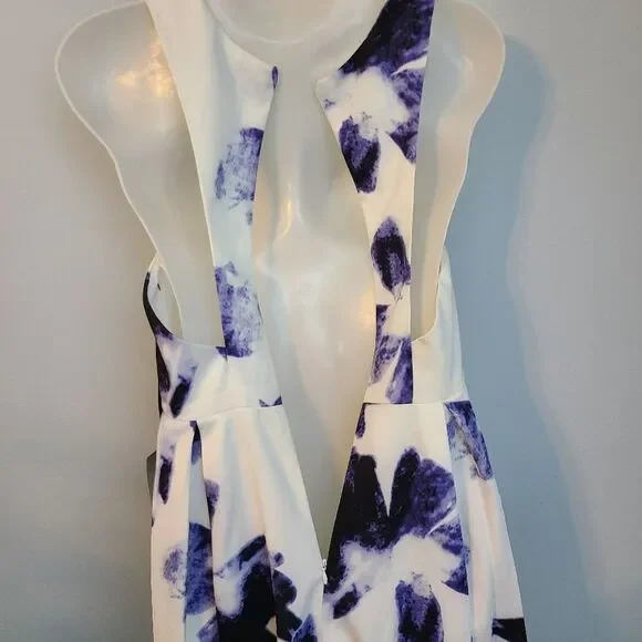 LULU"S Seeing Chic Blue and Ivory Print Skater Dress Womens  S NWT Style 338362 - Picture 9 of 16